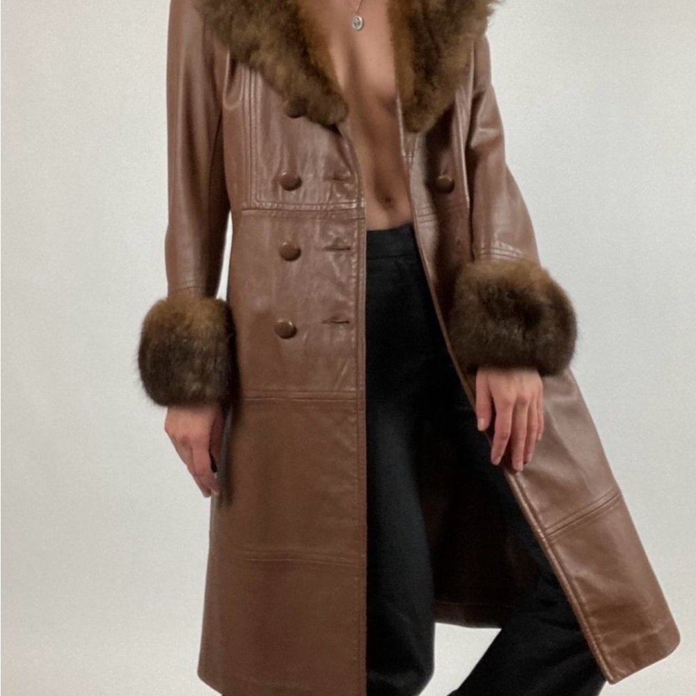 Vintage Brown Leather Coat with faux fur collar and cuffs